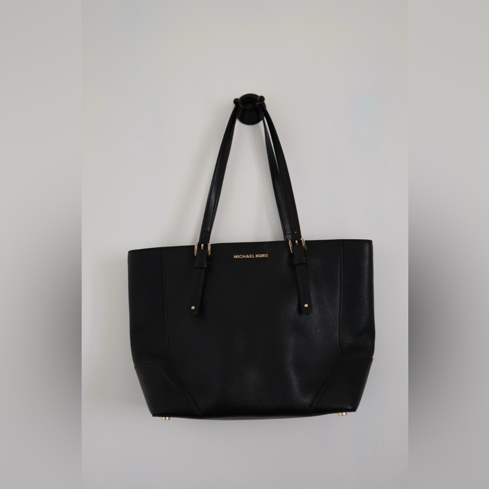*SOLD* Michael Kors Aria Large Tote Bag / Work Tote